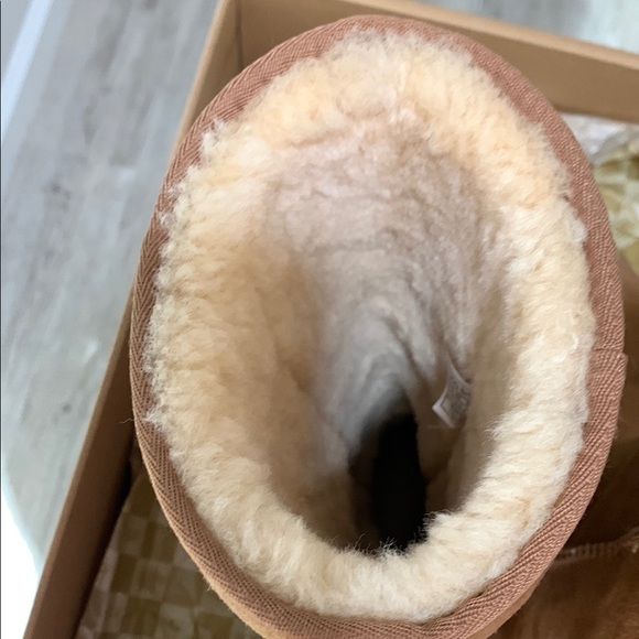 UGG Classic Tall Tan Boots Chestnut Sz 7 EUC - Picture 11 of 16